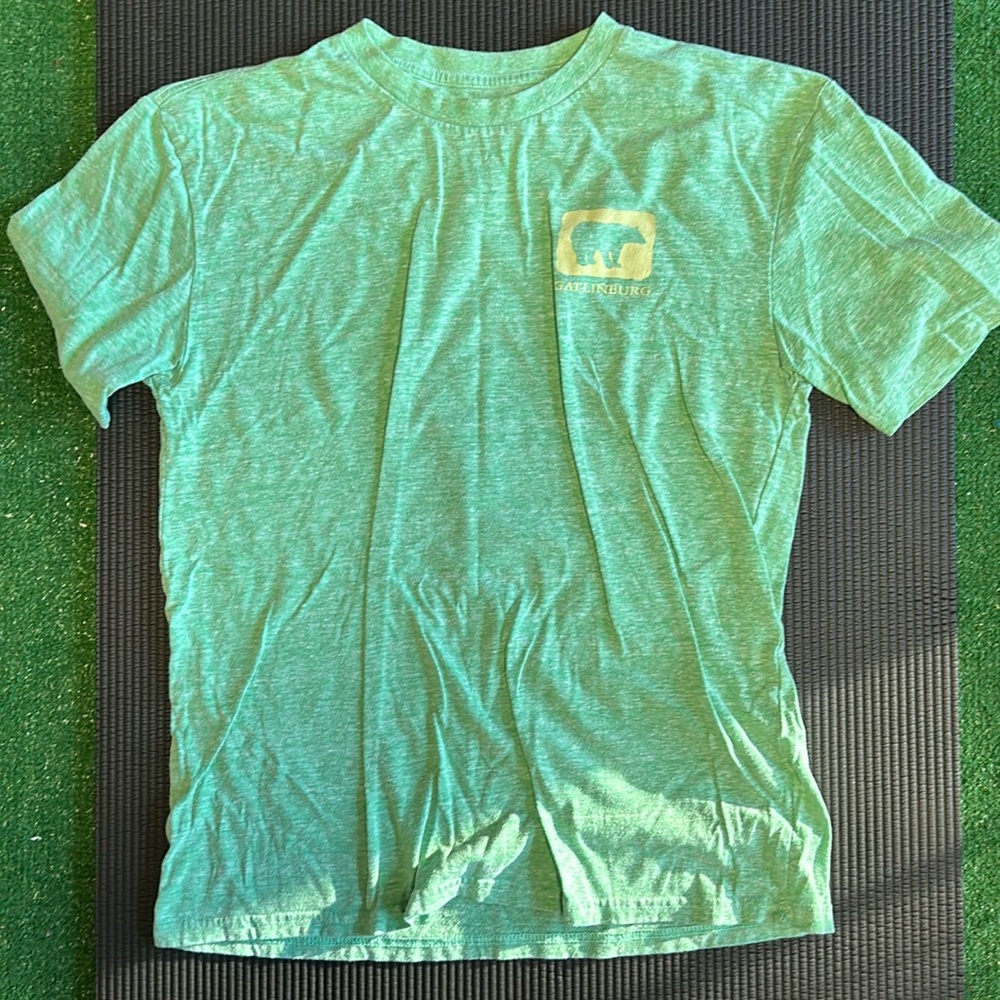 Gatlinburg Tennessee Smoky Mountains National Park unisex size small shirt!